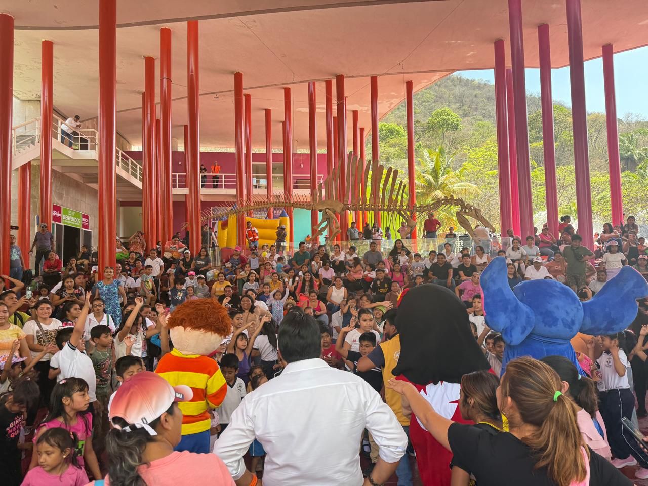 MUCH recibe a 4 mil 500 personas en la Gran Fiesta de la Ciencia